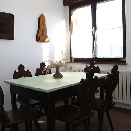 Nyaraló Vesenjak