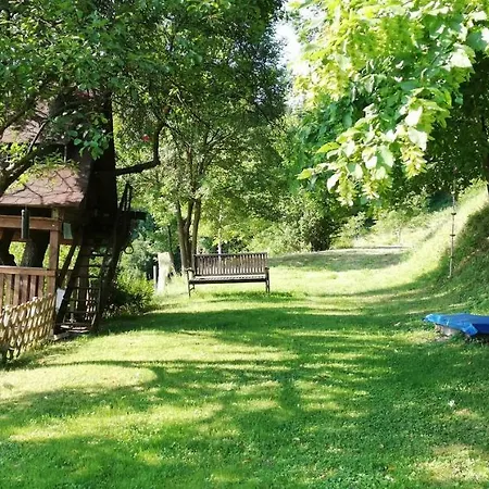 Vesenjak Nyaraló *